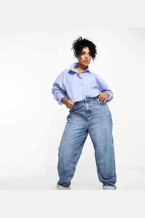 ASOS ASOS DESIGN Curve high rise relaxed mom jeans in mid