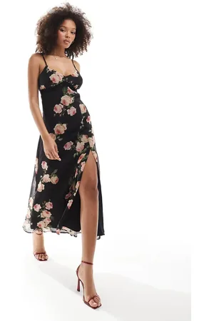 Miss Selfridge Chiffon lace trim maxi dress in rose print