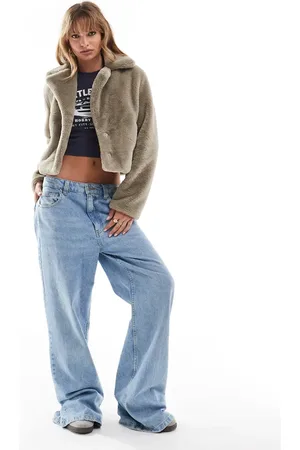 Brave Soul Cropped faux fur coat in taupe