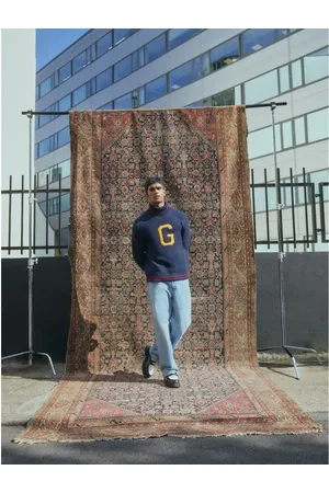 GANT Turtle neck knit jumper with varsity logo in