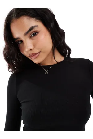 Stradivarius Ribbed roundneck long sleeve top in