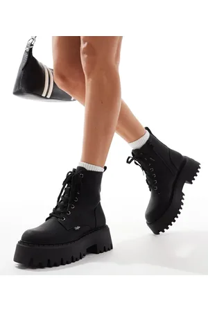 Buffalo Fur lined boot in