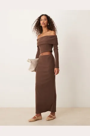 Miss Selfridge Maxi skirt in chocolate