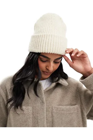 New Look Chunky beanie in cream