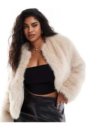 4th & Reckless Cropped faux fur pocket detail jacket in beige