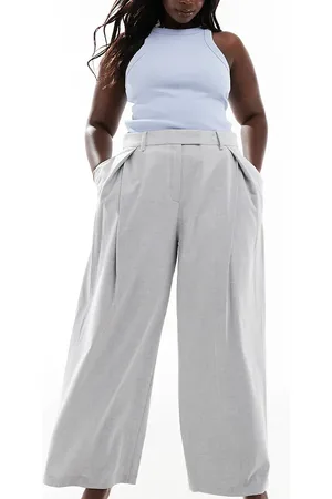 ASOS ASOS DESIGN Curve tailored wide leg trousers with cross over pleat detail in