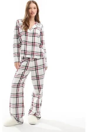 Tommy Hilfiger Flannel pyjama gift set in beige check