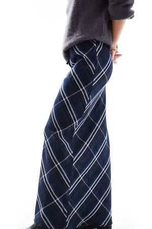 ASOS ASOS DESIGN Petite tie waist maxi in blue & pink check