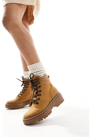 Stradivarius Chunky flat boot in faux suede