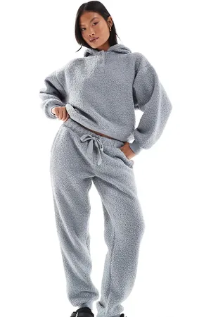 ASOS ASOS DESIGN Petite lounge borg oversized hoodie & jogger set in