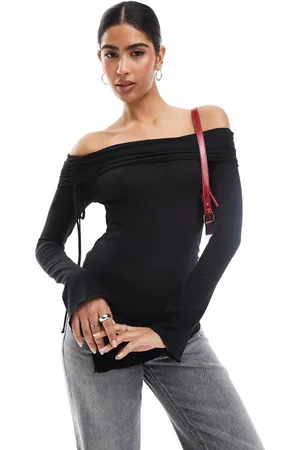 Stradivarius Off shoulder asymmetric top in