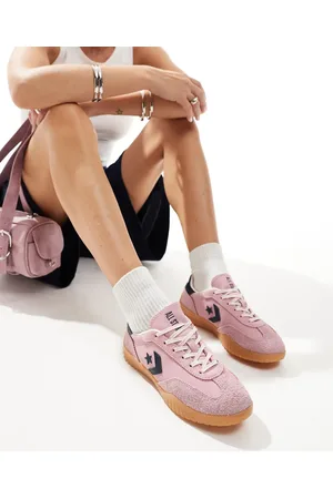Converse Run Star Ox trainers in and navy