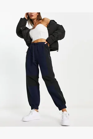 Lacoste Balloon joggers in colourblock