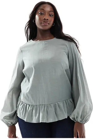 ASOS ASOS DESIGN Curve long sleeve peplum hem top in