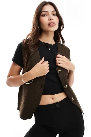 Threadbare V-neck knitted button up vest in light