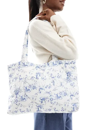 Hollister Large sleepover bag with heart detail in floral print