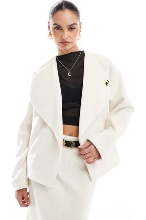 4th & Reckless Oversized lapel jacket with gold button detail co-ord in cream