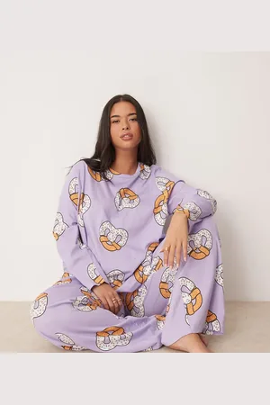 ASOS ASOS DESIGN Curve pretzel long sleeve top & trouser pyjama set in lilac