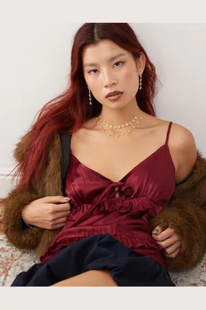 En Route Pearl rose necklace in 18k plated