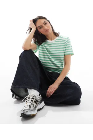Pieces® Short sleeve boxy t-shirt in and white stripe