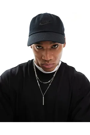 Nike Club hat in