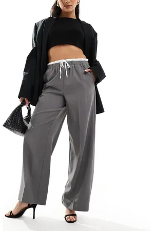 ONLY Wide leg tailored trousers in medium