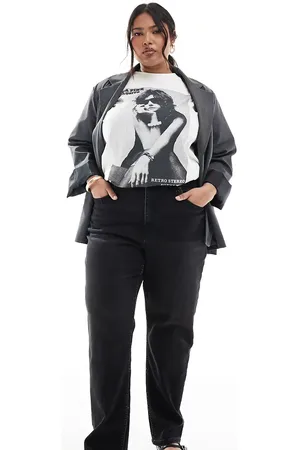 ASOS ASOS DESIGN Curve slim fit comfort mom jeans in washed