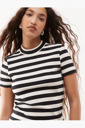 Noisy May Short sleeve rib top in and cream stripe