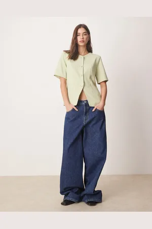 Abercrombie & Fitch Short sleeve tailored button through top in light