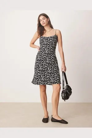 Abercrombie & Fitch Valentines cami strap slip knee length dress in heart print
