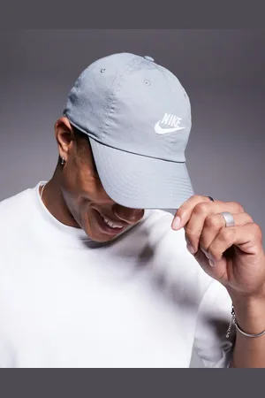 Nike Club hat in