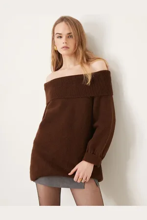 Miss Selfridge Oversized off the shoulder knitted jumper in