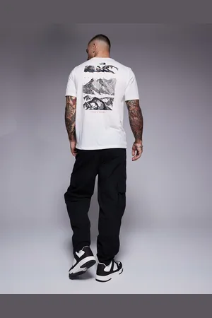 The North Face Foundation mountain backprint t-shirt in off