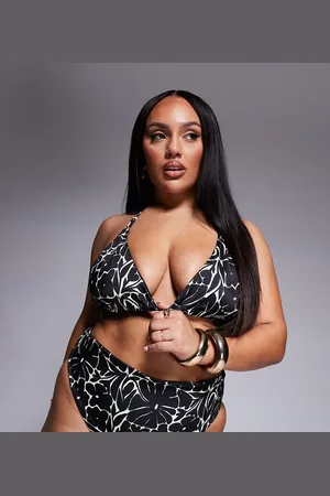 ASOS ASOS DESIGN Curve halter high apex triangle bikini top in mono floral