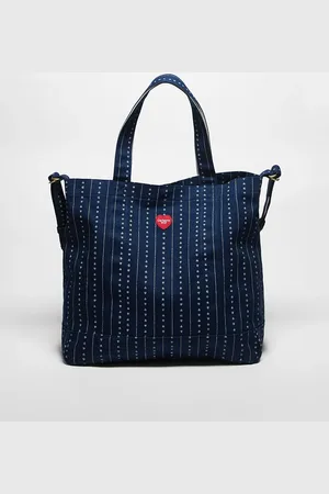 Carhartt Drewe tote with heart logo in