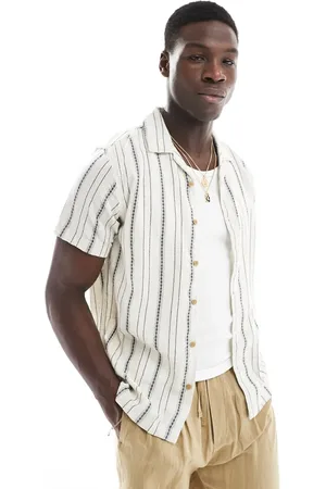 Brave Soul Short sleeve shirt in ecru with textured stripe