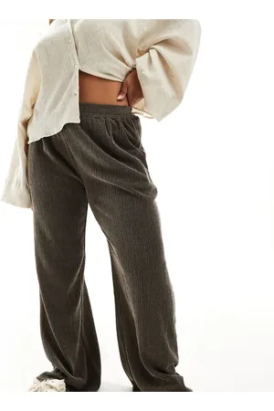 ASOS ASOS DESIGN Curve textured wide leg trouser in chocolate