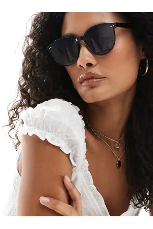 New Look Round preppy sunglasses in