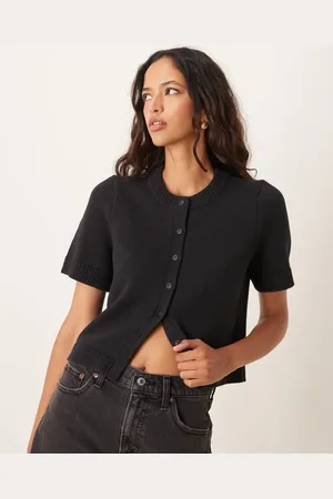 Abercrombie & Fitch Crew neck button through short sleeve knit cardigan in