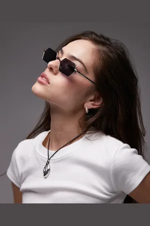 Topshop Fiji rectangular metal sunglasses in