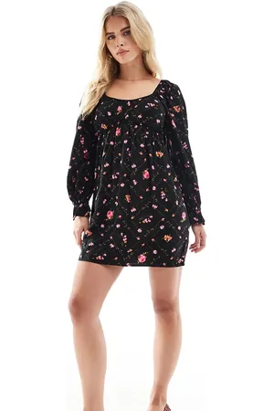 Miss Selfridge Long sleeve mini tea dress in ditsy floral print