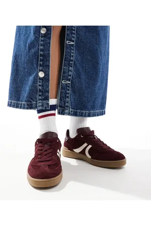 Stradivarius Gum sole leather trainer in burgundy
