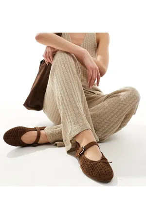 Stradivarius Ballet shoe in leather
