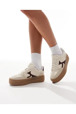 Stradivarius Platform trainer in ecru and burgundy