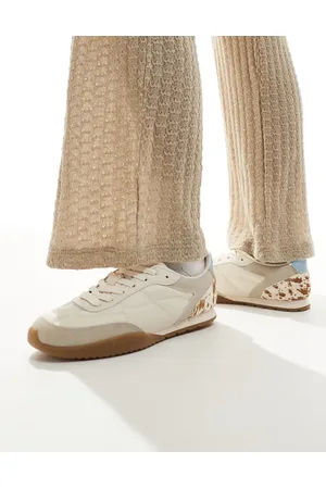 Stradivarius Leather trainer in cow print