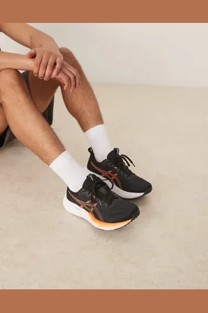 Asics Gel-Pulse 16 running trainers in and nova orange