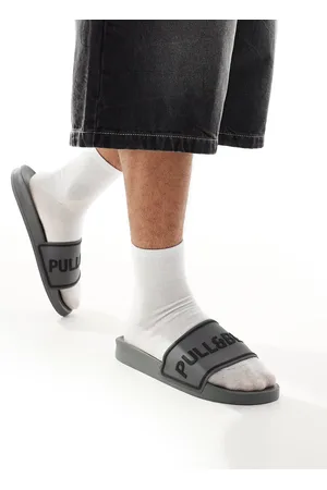Pull&Bear Slider in
