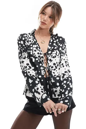 ONLY Tie front blouse in mono dots