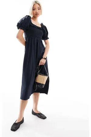 New Look Puff sleeve milkmaid dress in