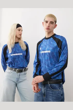 Umbro Printed long sleeve jersey t-shirt in and black